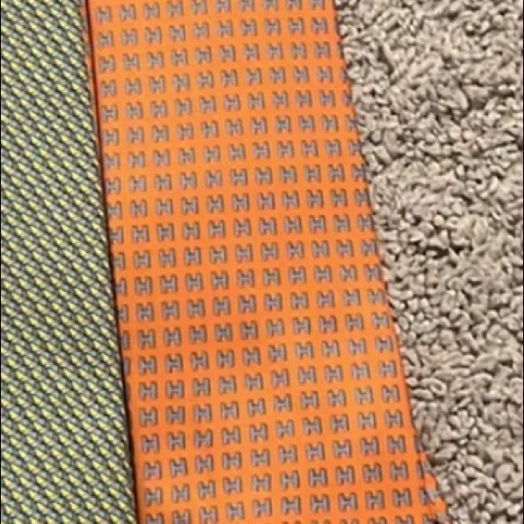 Hermes Silk Tie - Picture 2 of 2